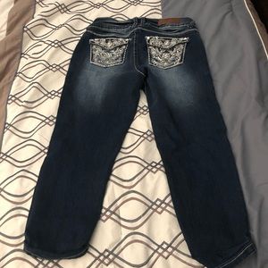 Size 3 Wallflower Jeans in like new condition